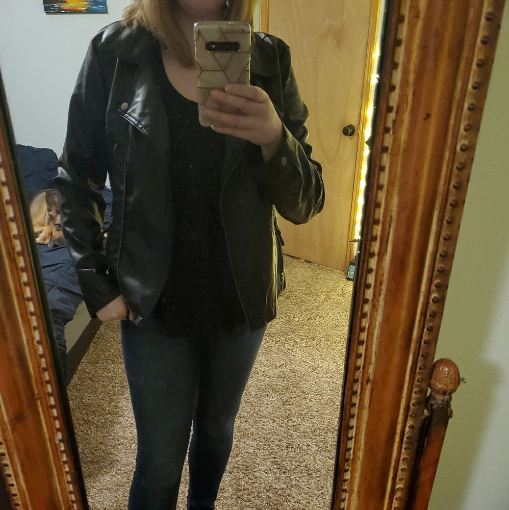 Seemingly leather jacket